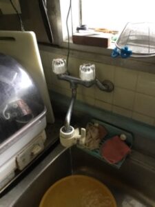 台所　キッチン　水漏れ　蛇口　パッキンゴム